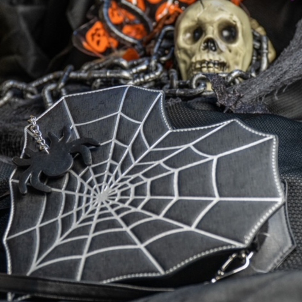 🎄Black Heart Spider Web Crossbody Purse🎄
